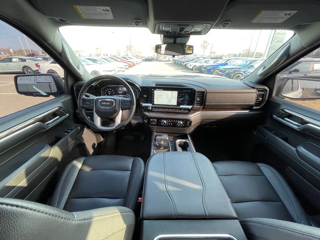 2023 GMC Sierra 1500 Elevation 4X4 / LEATHER / HEATED SEATS