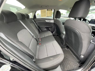2023 Kia Forte LX ONE OWNER / CLEAN CARFAX