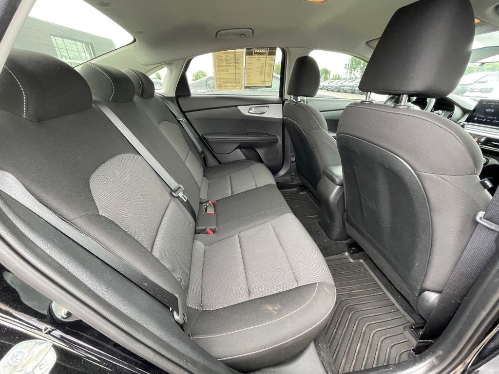 2023 Kia Forte LX ONE OWNER / CLEAN CARFAX