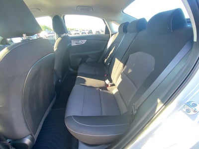 2024 Kia Forte LXS CPO / TECH PACKAGE