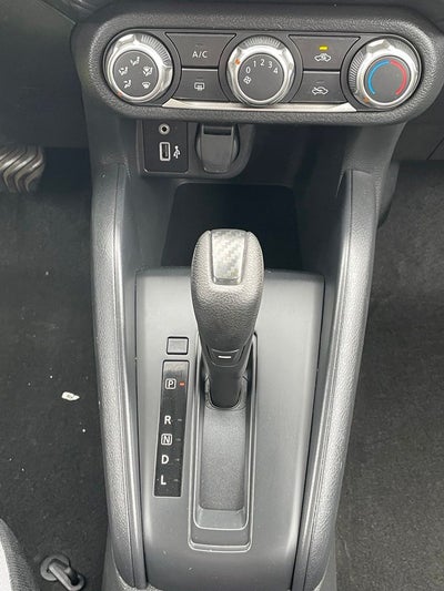 2025 Nissan Versa 1.6 S CLEAN CARFAX