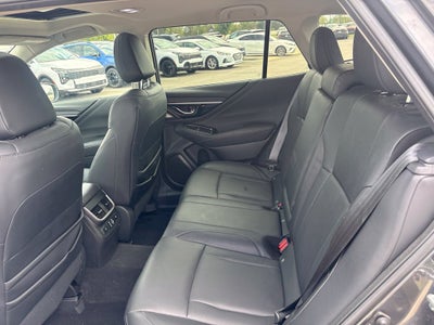 2025 Subaru Outback Touring XT MOONROOF / HEATED SEATS / ONE OWNER
