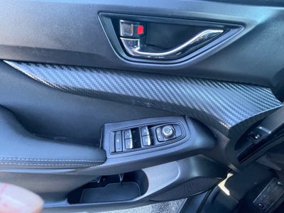 2023 Subaru Ascent Premium AWD / HEATED SEATS