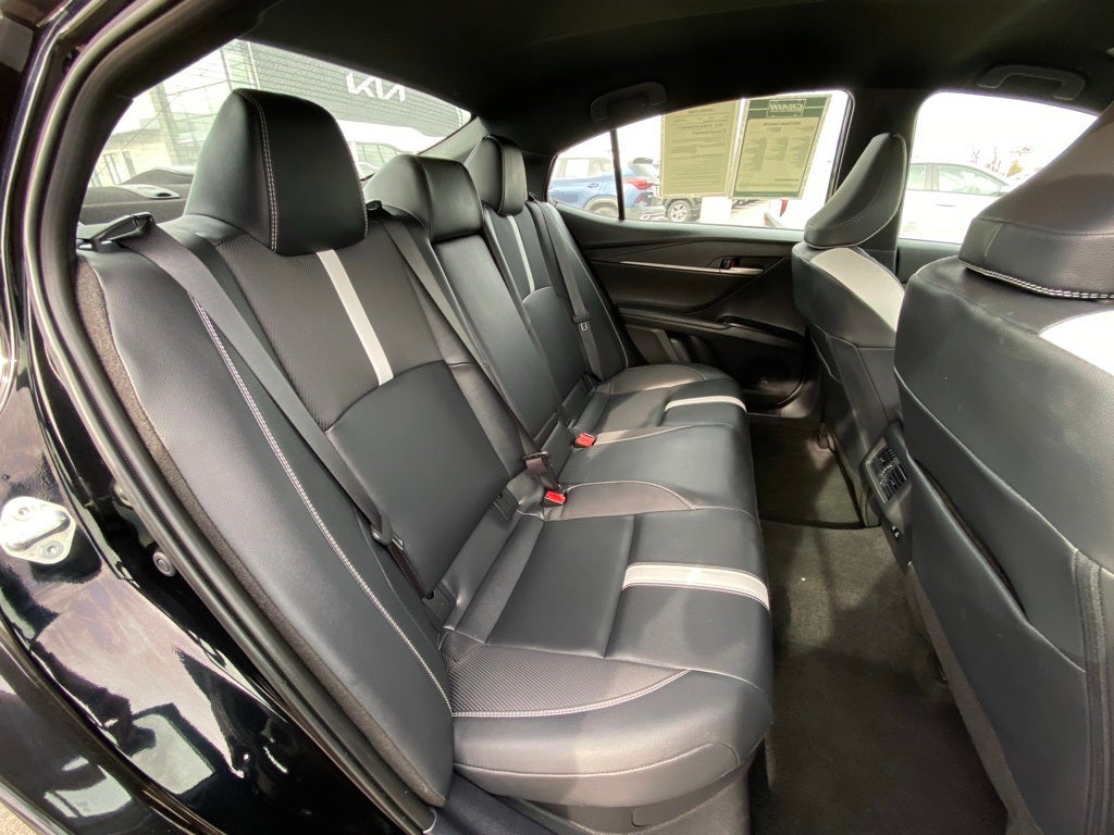 2025 Toyota Camry SE LEATHER / POWER SEAT