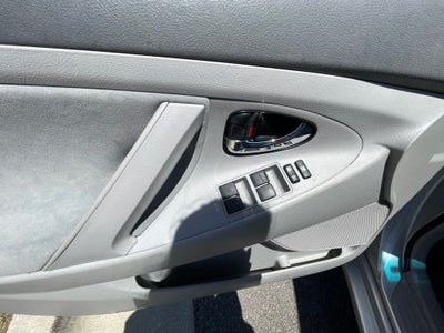 2011 Toyota Camry LE LOW PAYMENTS