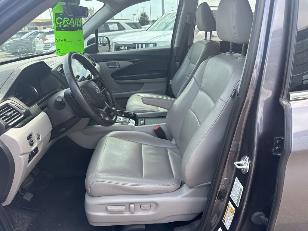 2021 Honda Pilot Touring 7 Passenger