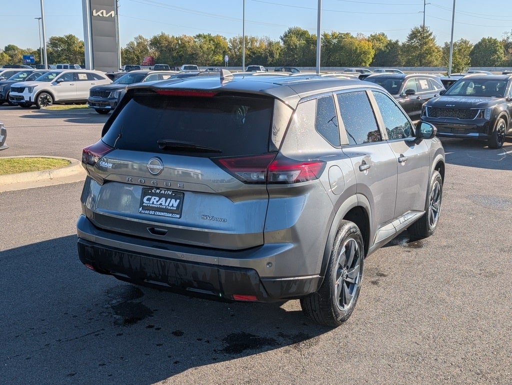 2024 Nissan Rogue SV AWD / ONE OWNER / CLEAN CARFAX