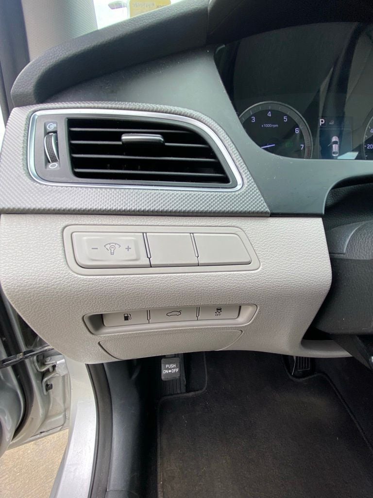 2015 Hyundai Sonata SE LOW PAYMENTS