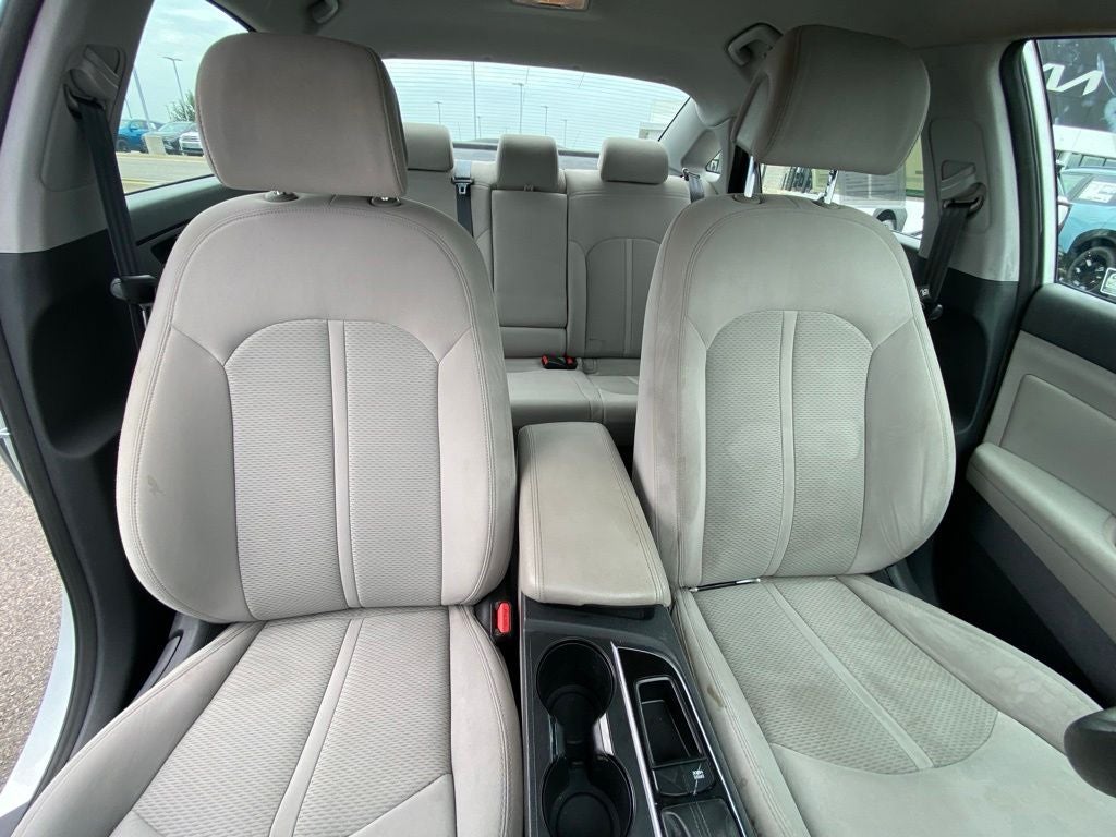 2015 Hyundai Sonata SE LOW PAYMENTS