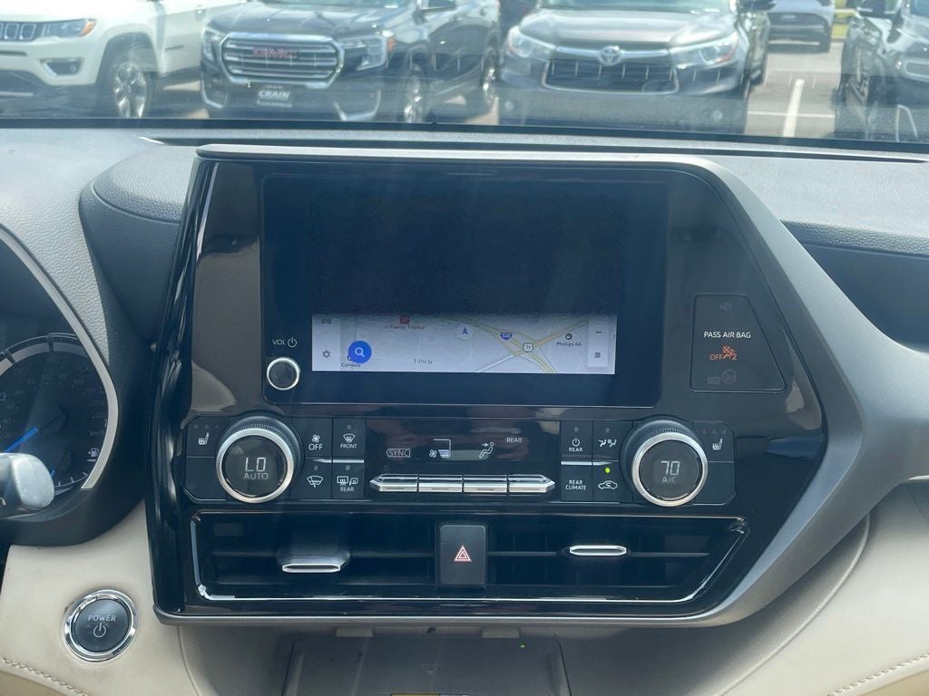 2023 Toyota Highlander Hybrid XLE