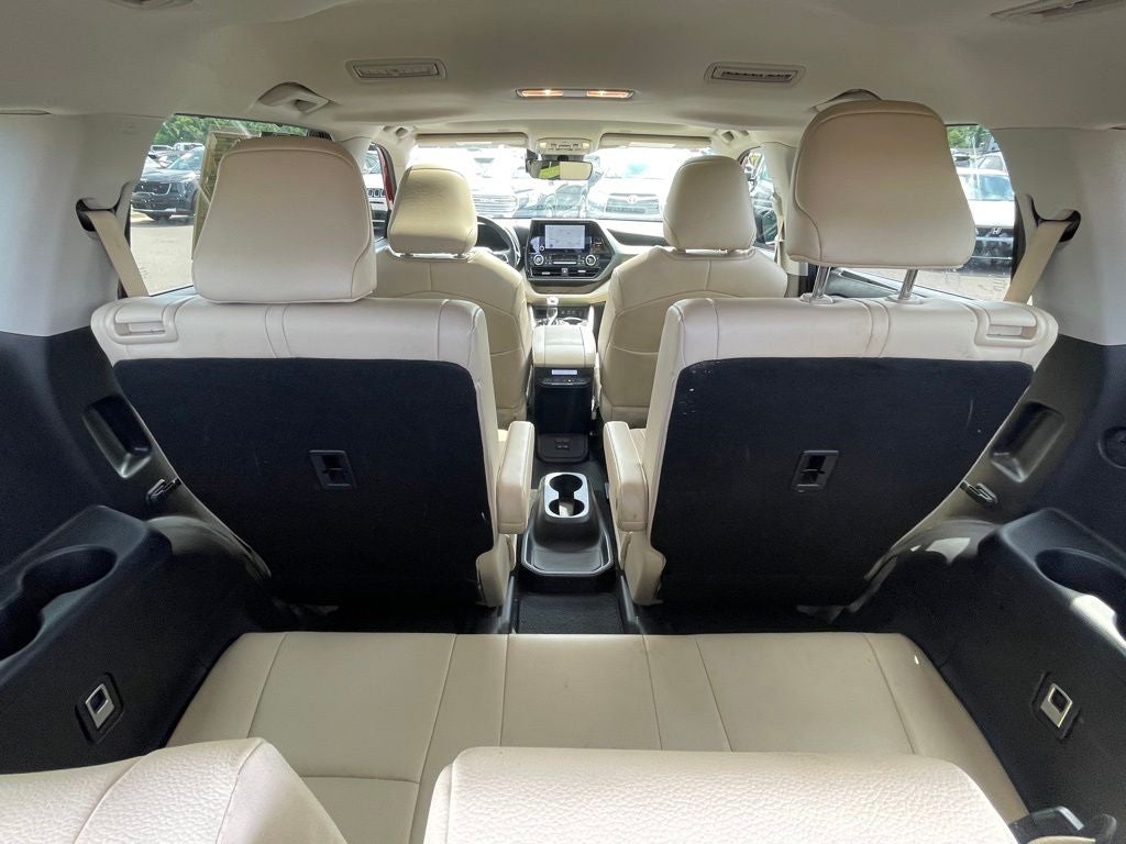 2023 Toyota Highlander Hybrid XLE