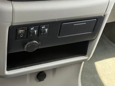 2017 Toyota Sienna XLE 8 Passenger