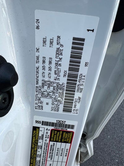 2024 Toyota Tundra SR5 4X4 / ONE OWNER / CLEAN CARFAX