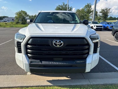 2024 Toyota Tundra SR5 4X4 / ONE OWNER / CLEAN CARFAX