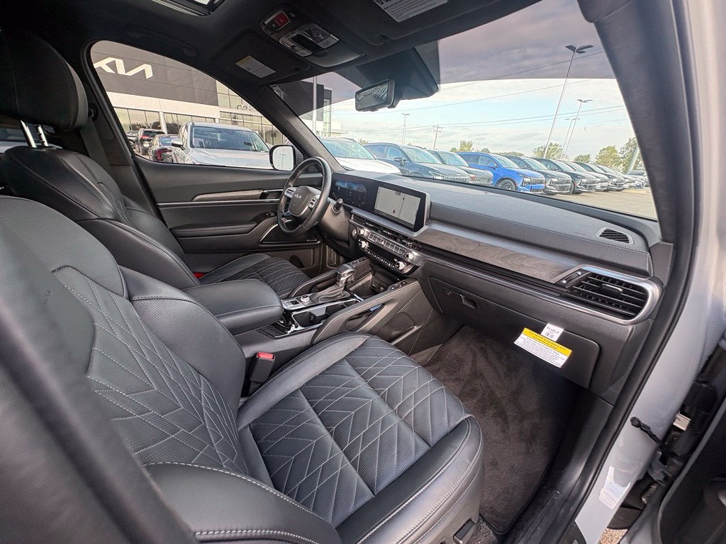 2025 Kia Telluride SX-Prestige X-Line ONE OWNER / SUNROOF / LEATHER / 3RD ROW