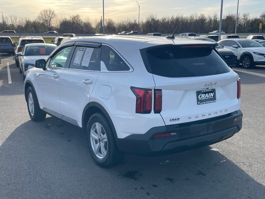 2022 Kia Sorento LX