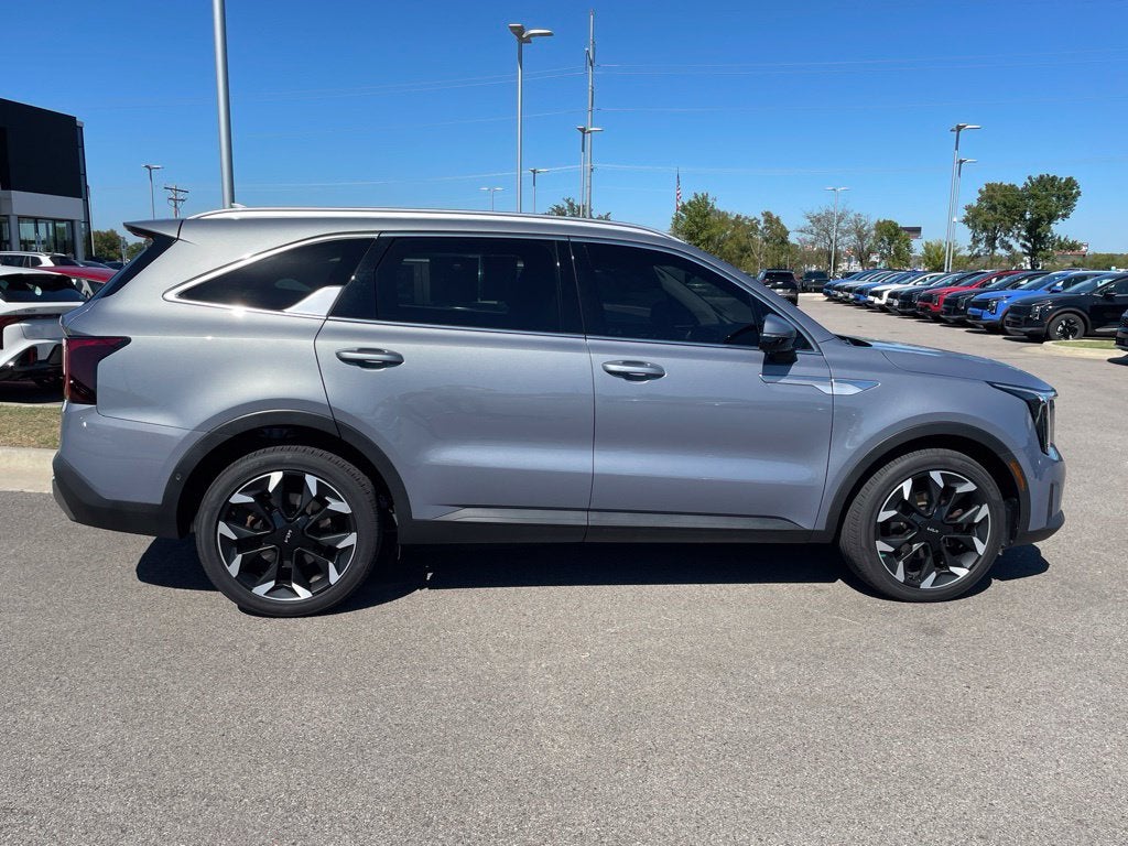 2025 Kia Sorento SX MOONROOF / LEATHER / 3RD ROW