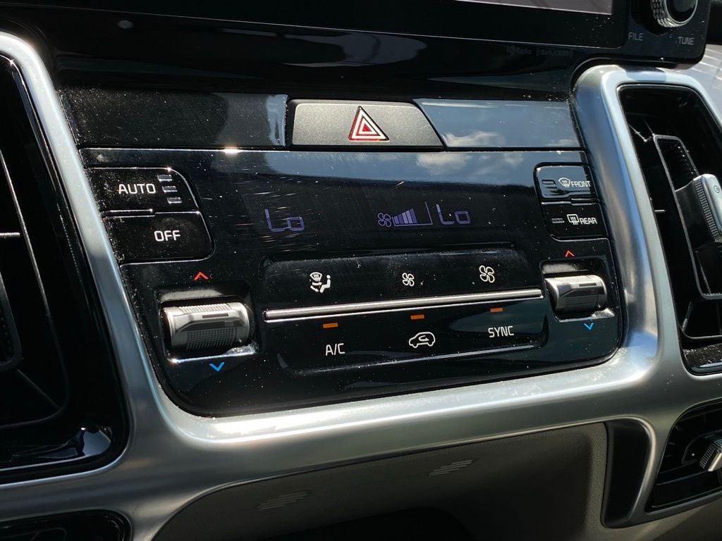 2023 Kia Sorento SX AWD / ONE OWNER / HEATED SEATS