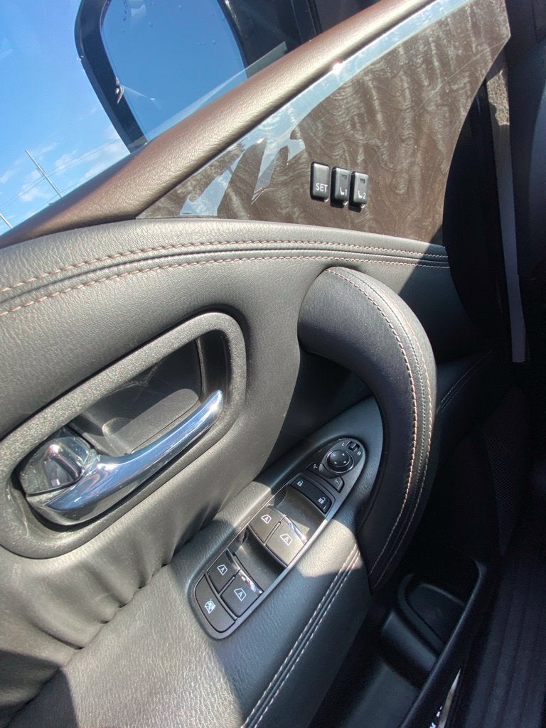 2024 Nissan Armada Platinum MOONROOF / HEATED SEATS / NAV