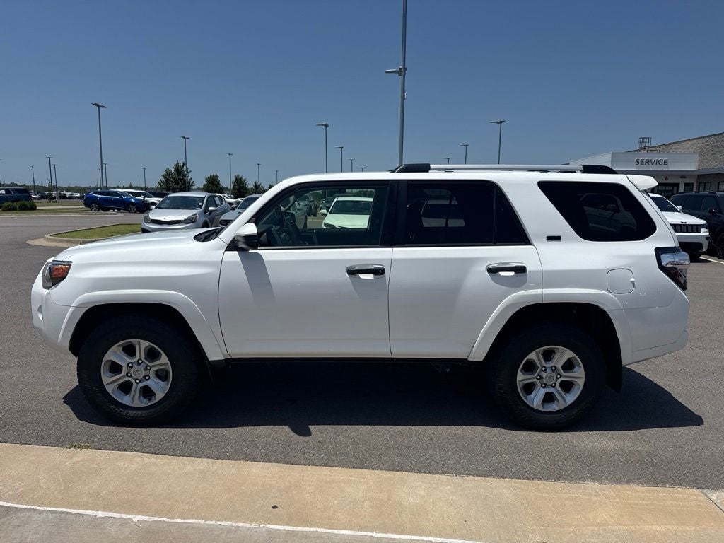 2022 Toyota 4Runner SR5