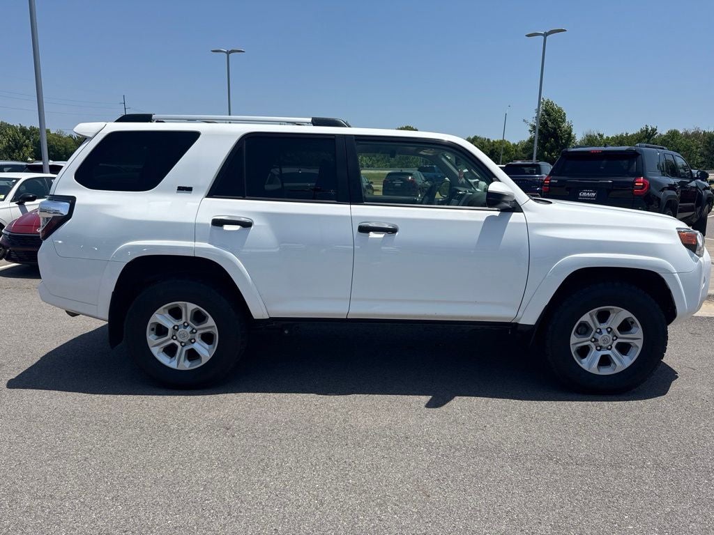 2022 Toyota 4Runner SR5