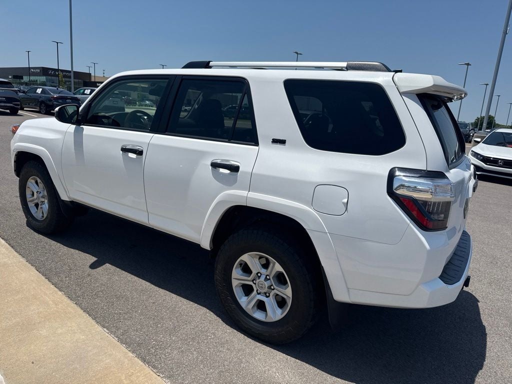 2022 Toyota 4Runner SR5
