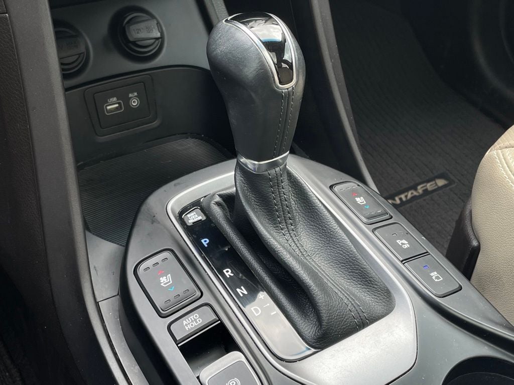 2017 Hyundai Santa Fe Limited Ultimate AWD / MOONROOF / HEATED SEATS