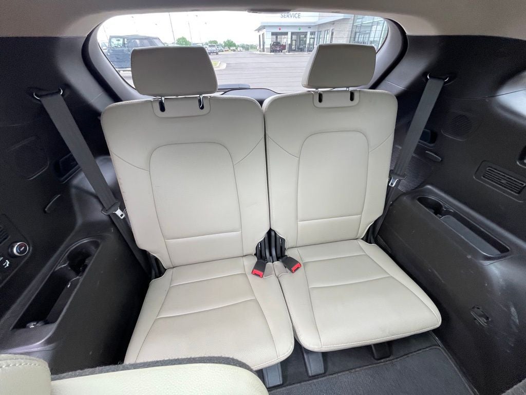 2017 Hyundai Santa Fe Limited Ultimate AWD / MOONROOF / HEATED SEATS