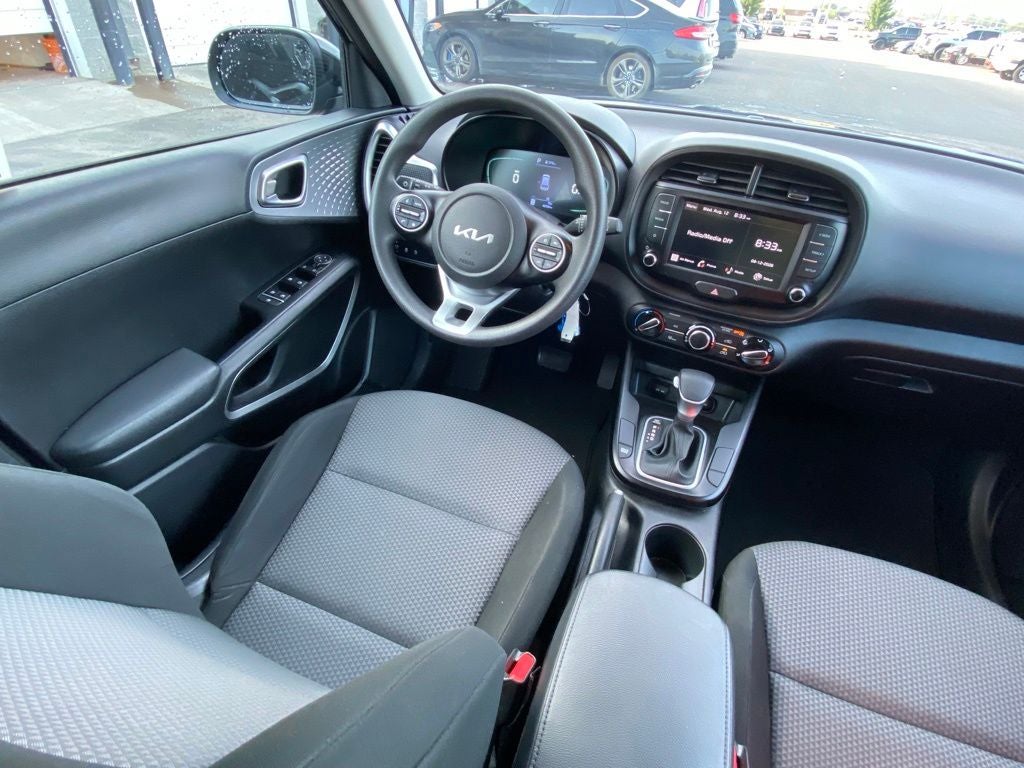 2024 Kia Soul LX TECHNOLOGY PACKAGE