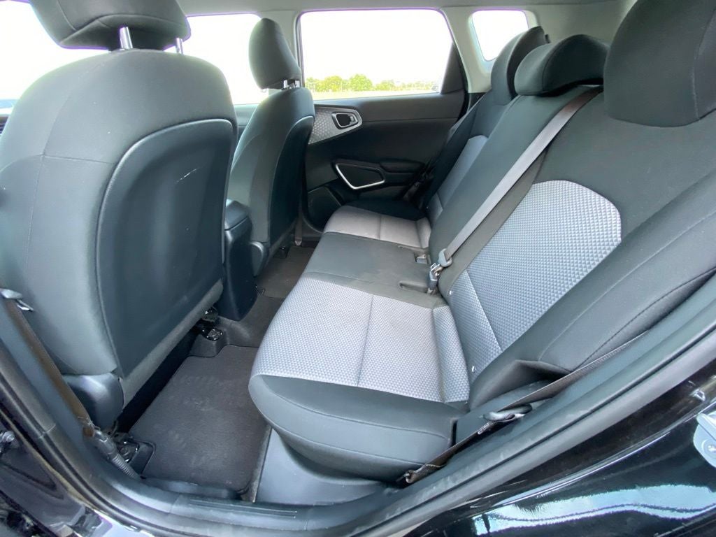 2024 Kia Soul LX TECHNOLOGY PACKAGE