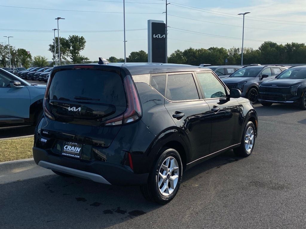 2024 Kia Soul LX TECHNOLOGY PACKAGE