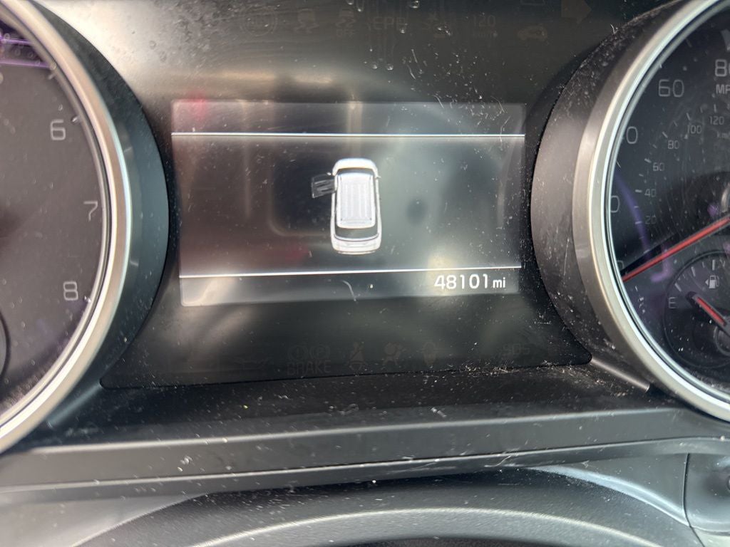 2024 Kia Carnival LX