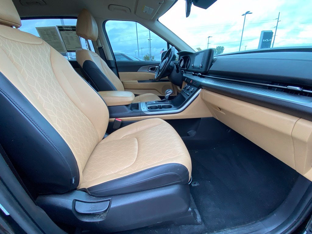 2024 Kia Carnival LX APPLE CARPLAY / 3RD ROW