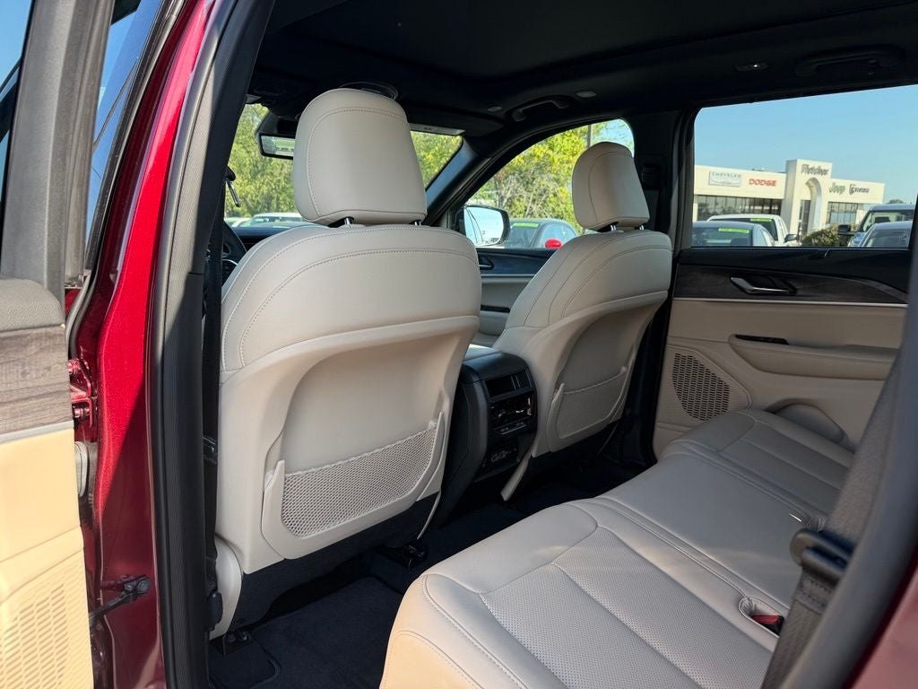2025 Jeep Grand Cherokee Limited *Luxury Tech Group II