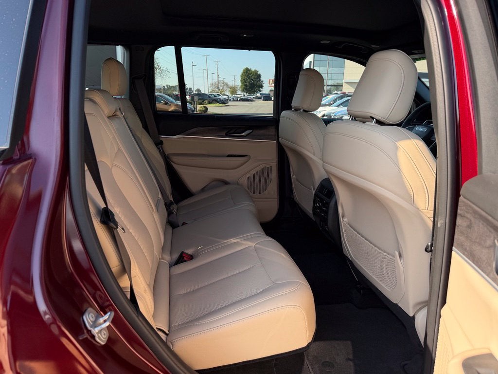 2025 Jeep Grand Cherokee Limited *Luxury Tech Group II