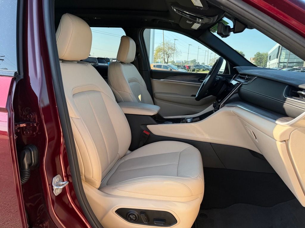2025 Jeep Grand Cherokee Limited *Luxury Tech Group II