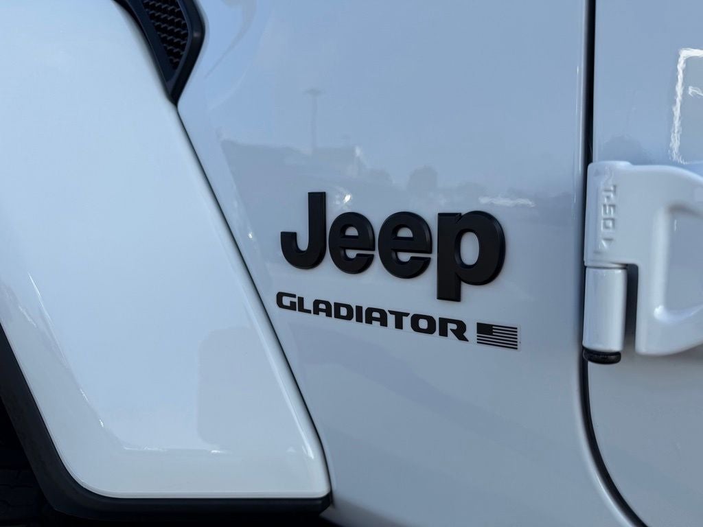 2025 Jeep Gladiator High Tide