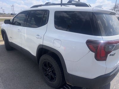 2022 GMC Acadia AT4