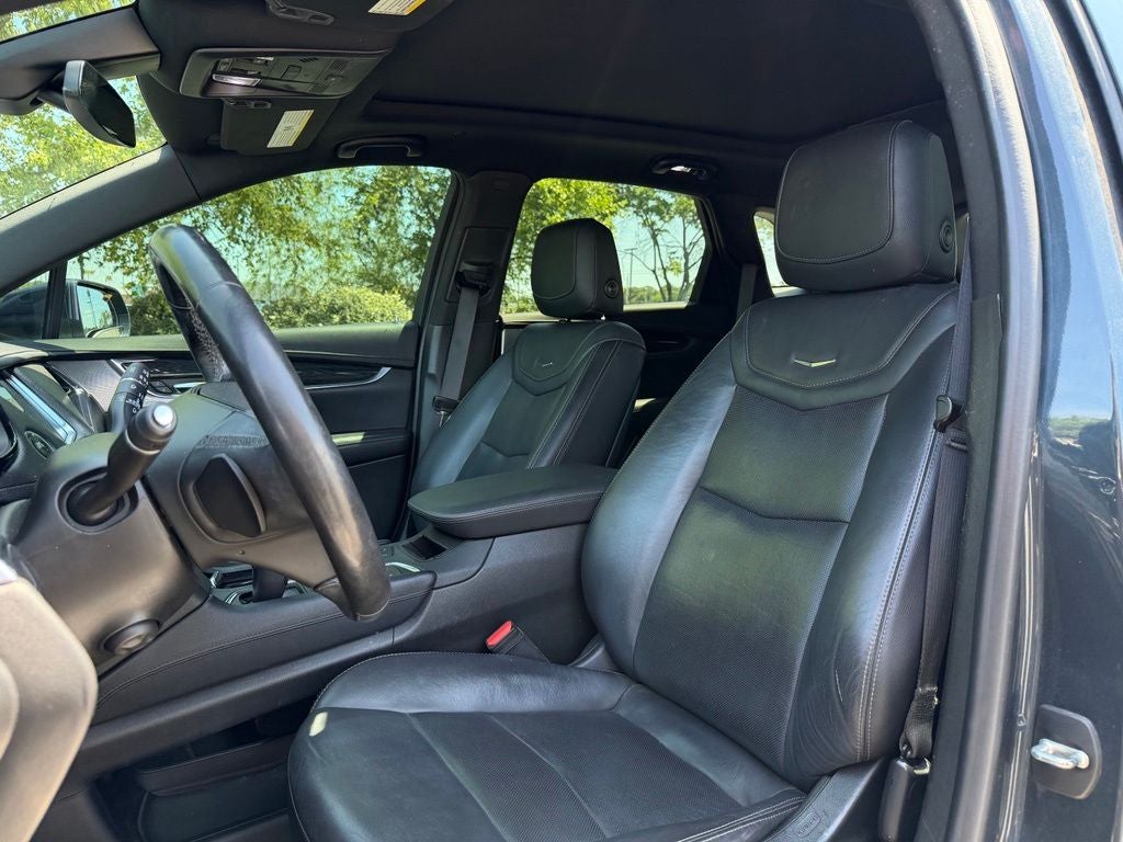 2020 Cadillac XT5 Premium Luxury