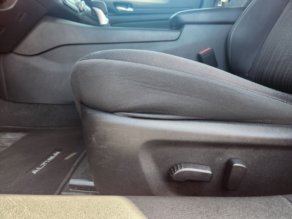 2025 Nissan Altima 2.5 SV *One Owner, Clean Carfax