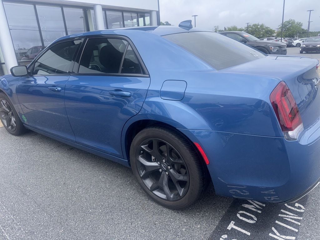 2022 Chrysler 300 Touring