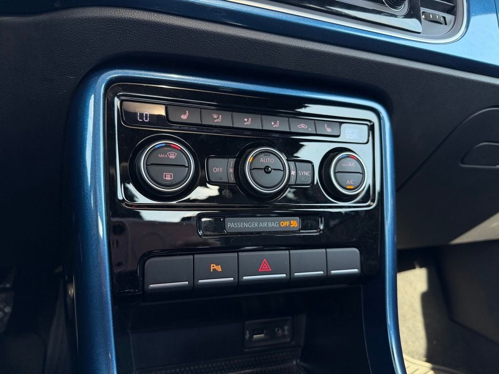 2019 Volkswagen Beetle 2.0T SE