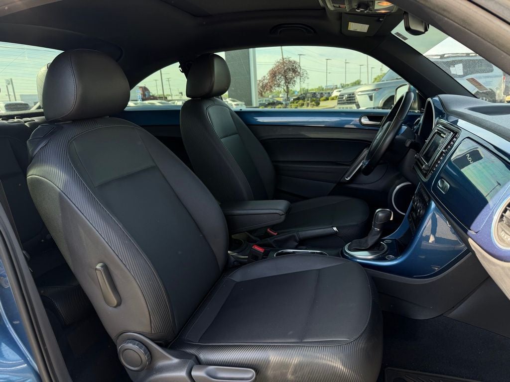 2019 Volkswagen Beetle 2.0T SE