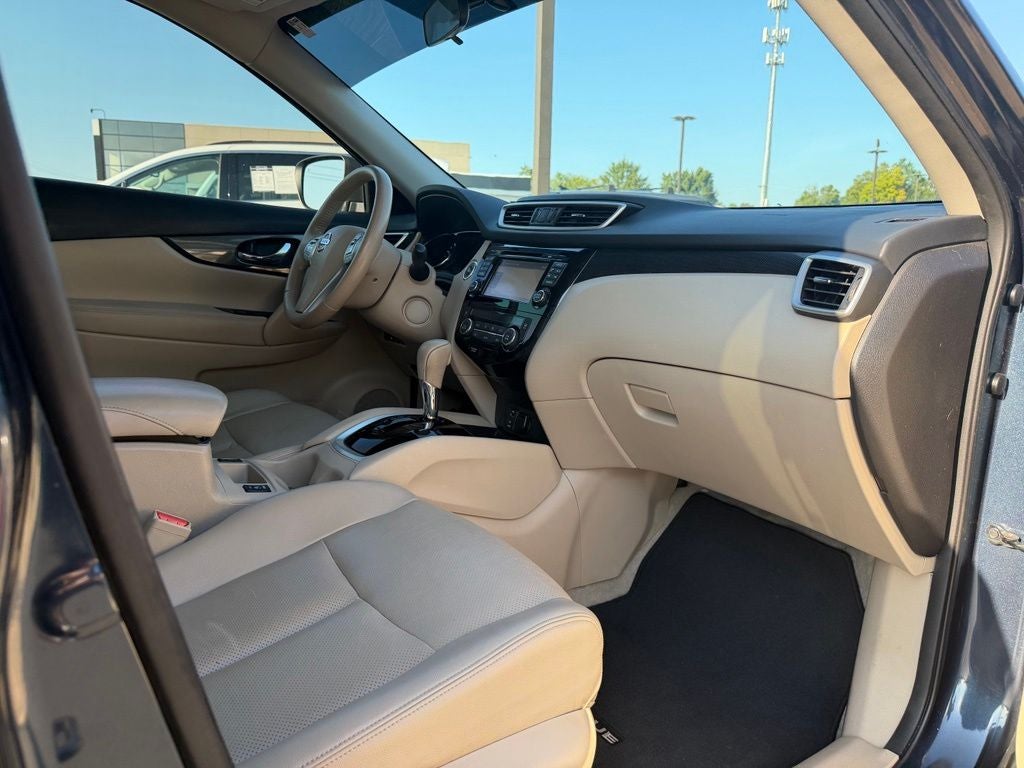 2015 Nissan Rogue SL *Premium Pkg/Pano Roof