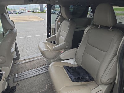 2019 Toyota Sienna XLE 8 Passenger