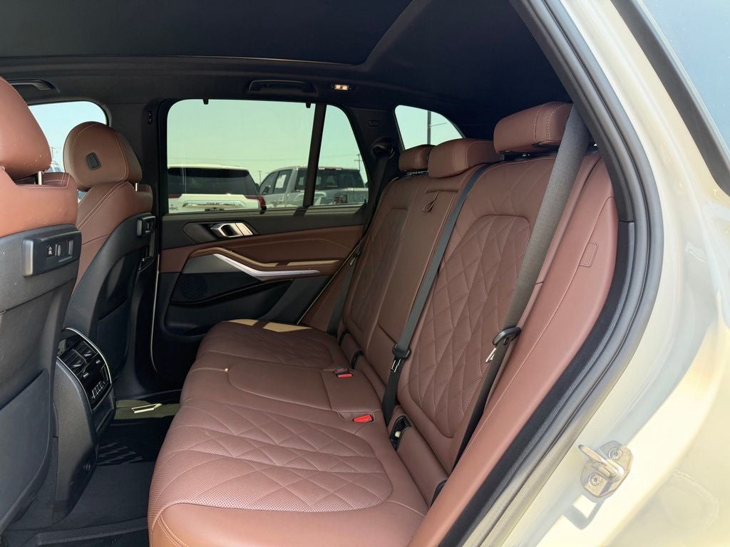 2023 BMW X5 sDrive40i Executive Pkg w/ Park Asst. Pkg