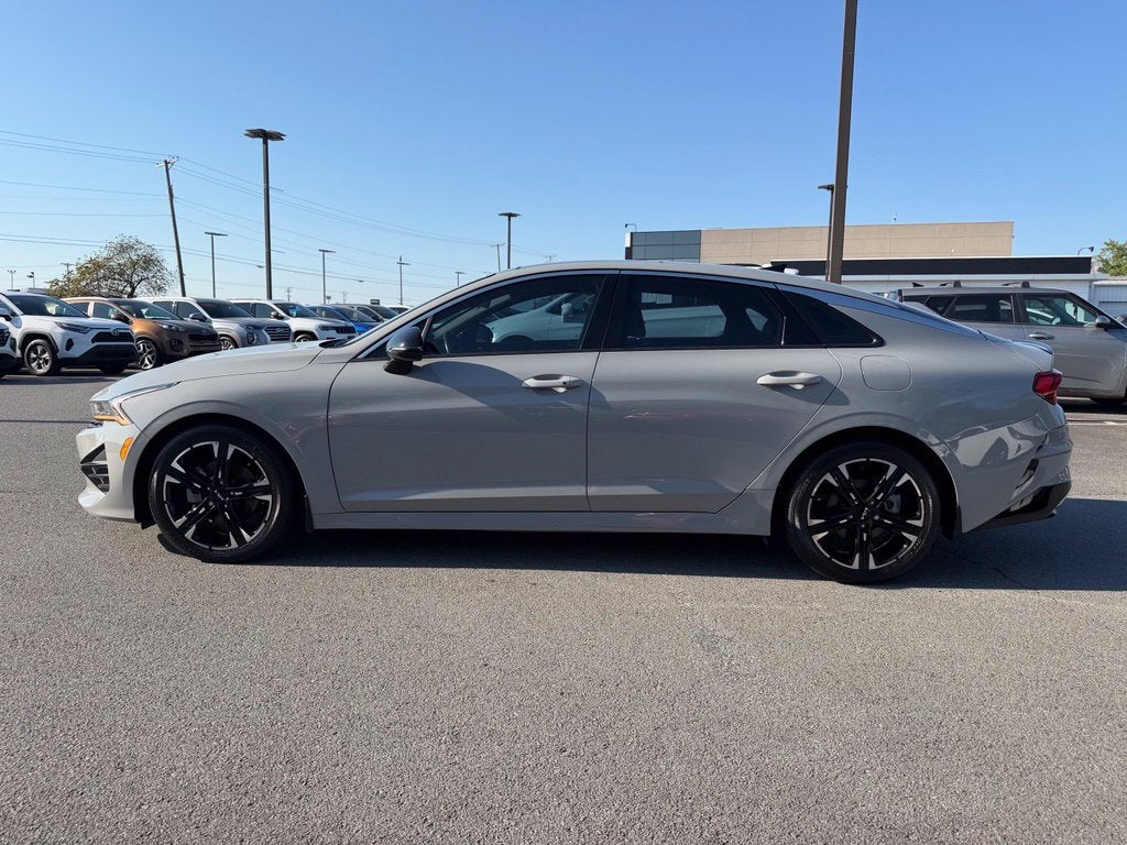 2022 Kia K5 GT-Line *Red Interior Pkg/ Premium Pkg/ Pano Roof