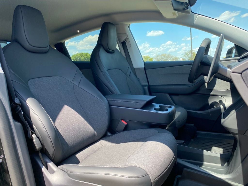 2026 Tesla Model Y Premium
