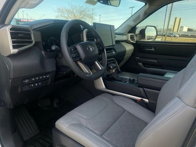 2024 Toyota Sequoia SR5