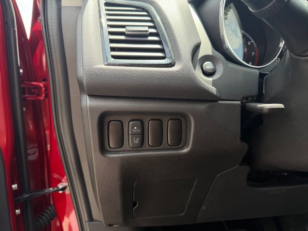2025 Mitsubishi Outlander Sport 2.0 LE
